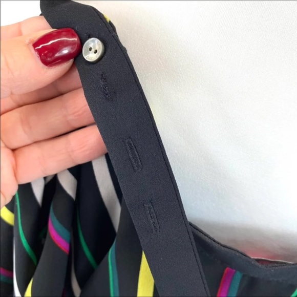 Vince Camuto Tropic Heat Blouse - NWT - Picture 13 of 16